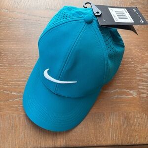 NWT Nike Dri-fit Aerobill Teal Cap with White Logo